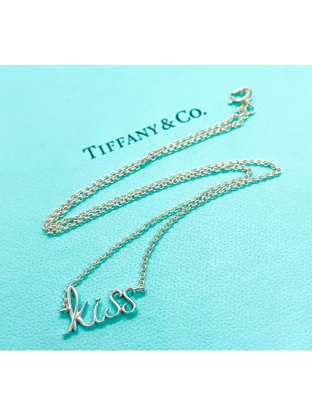 Tiffany & Co. Paloma Picasso Graffiti ‘Kiss' Script Necklace w/Pouch ✨EUC✨Rare✨